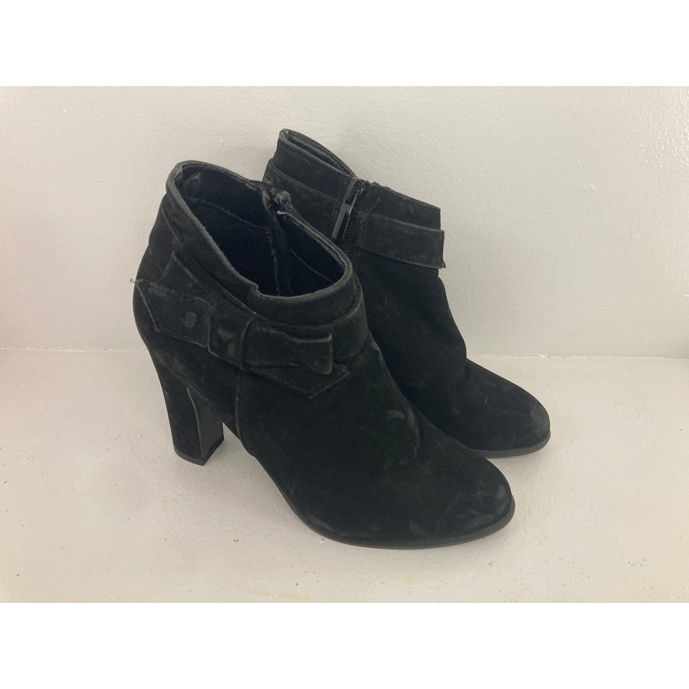 Impo Odessa Womens Size 5.5M Black Faux Suede Block Heel Ankle Bootie Distressed